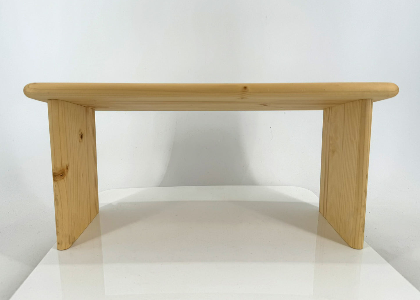 Holz-Meditationsbank